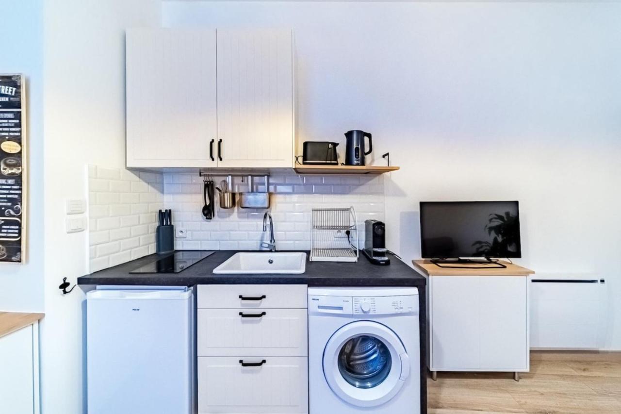Апартаменти Le Petit Cottin Cosy 2 Pers Metro Valmy Ліон Екстер'єр фото